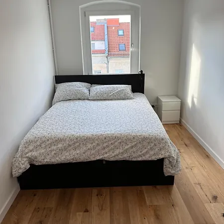 Newly Renovated In Ideal Location *