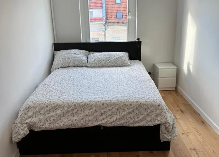 Newly Renovated In Ideal Location *